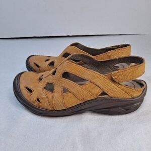 Bionica Maclean Women's Slingback Sandals Size 6.5M Tan Leather Shoes